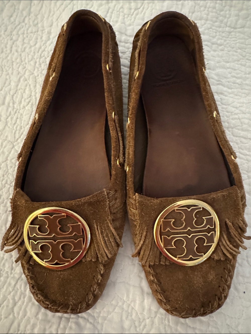 Tory Burch Tassel Suede Moccasin Loafers in Brown with Gold Emblem women’s sz 11